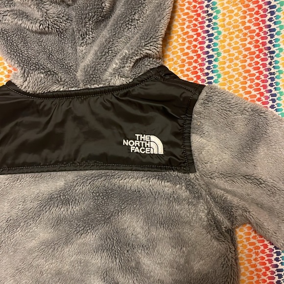 The North Face Infant Zip Fleece with Hood - Gray and Black - Picture 6 of 7